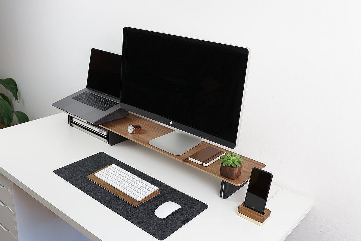 5 must-have Accessories for Remote Working : Get productive and organised